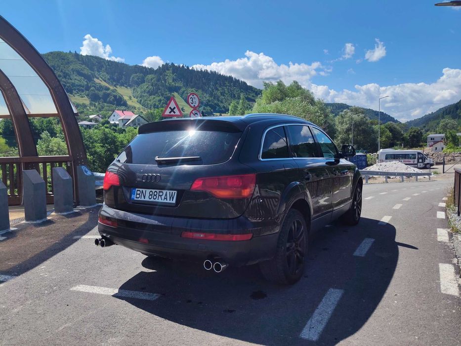 Audi Q7 3.0 TDI Quattro Suspensie pe arcuri