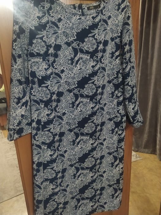 Платья и блузки женские