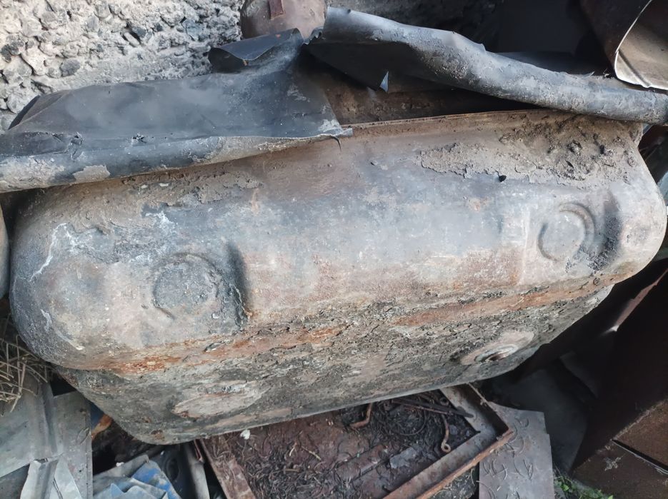 Продам бак от ЗИЛа 130.