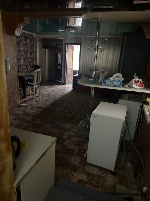 Продаю 2 дома в одном дворе