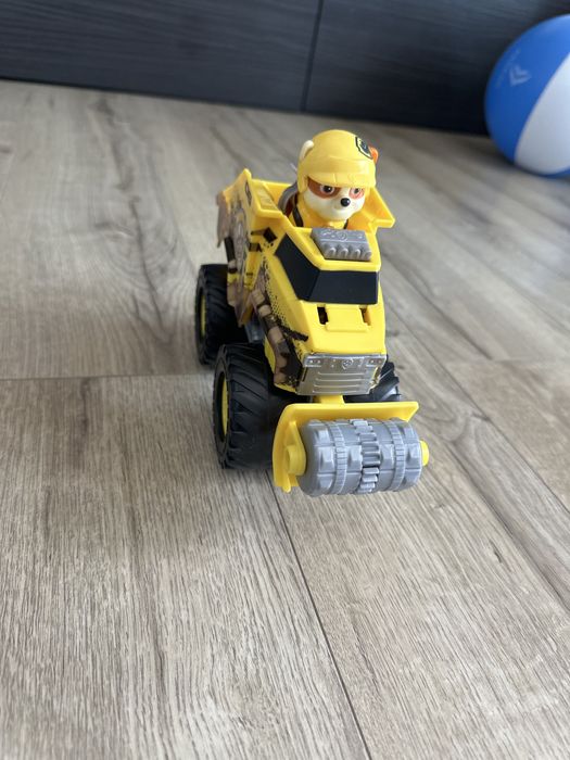 Monster truck Rubble