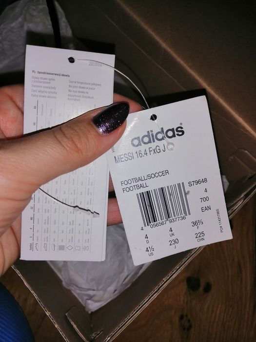 Нови бутонки adidas Messi 16.4