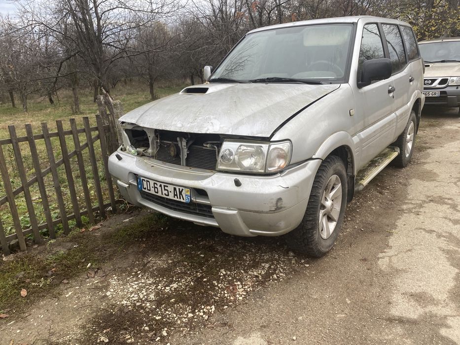 Nissan Terrano 3.0 д - 3 бр , 2003-2005 г 2.7 тди 2001 г