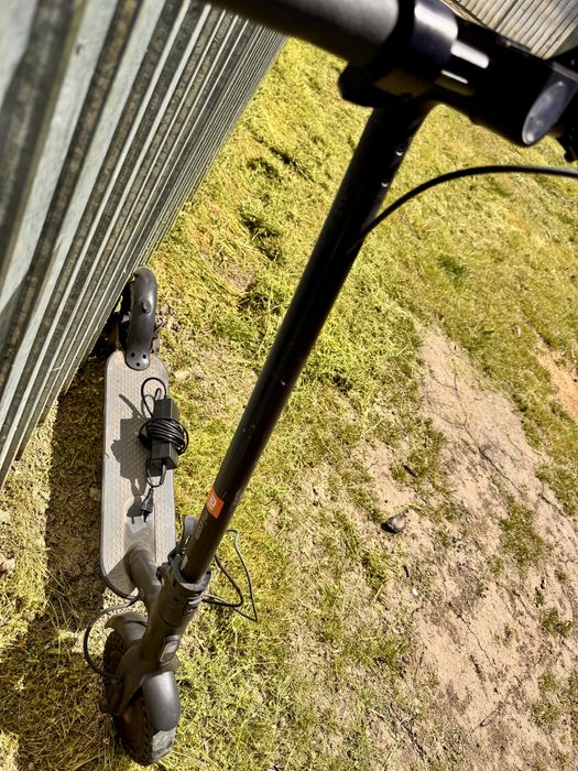 Trotineta xiaomi defecta pentru piese !