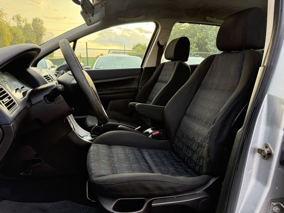 Peugeot 307 HDI • 2005 • 2.0 Diesel • Manual