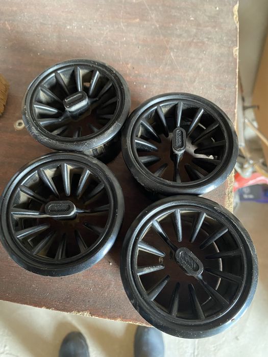 продам на гранту комплект 4 штуки диффузор