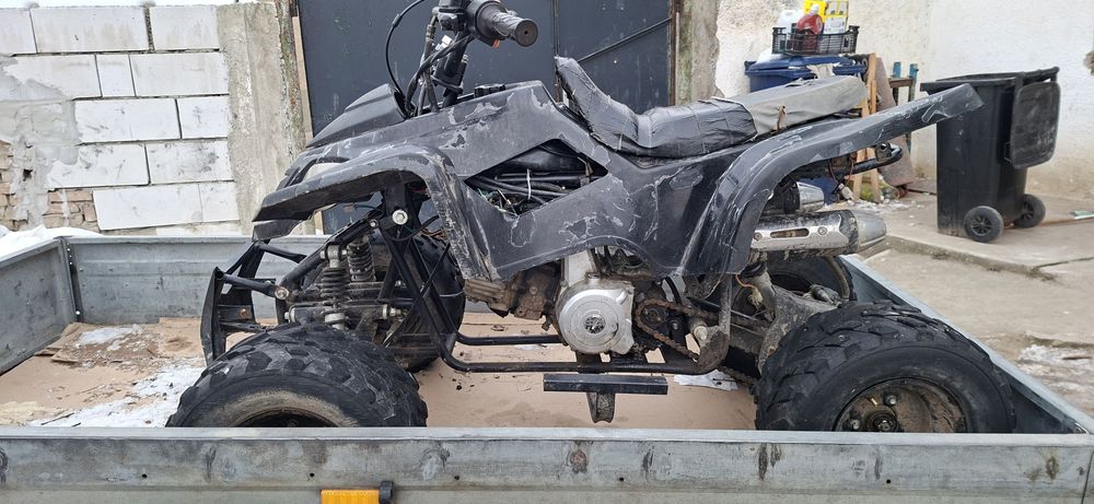Vând ATV 107 automat