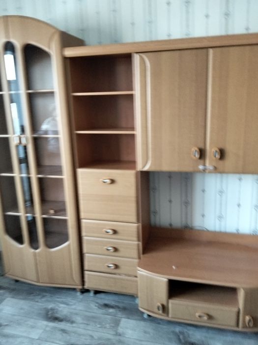 Мебель стенка, хорошом состоянии, 5 тыс, самовывоз