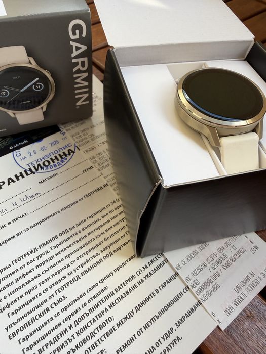 Garmin Venu 4 41mm Гаранция Lunar Gold