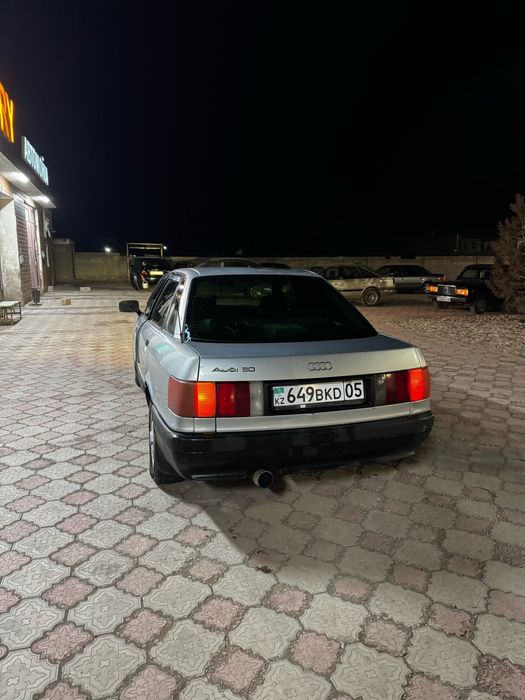 Продается ауди 80 б3