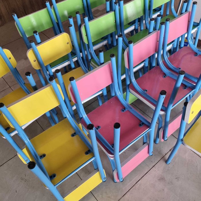 Детский стул. метал карказ. Описанияни укинг!