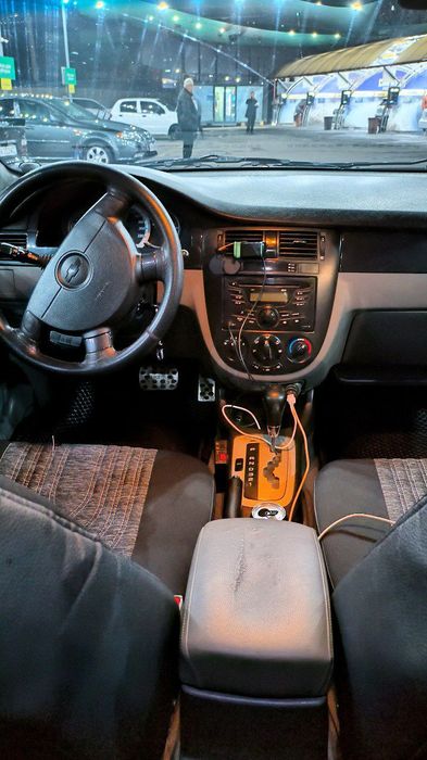 Продам лассети 1.8