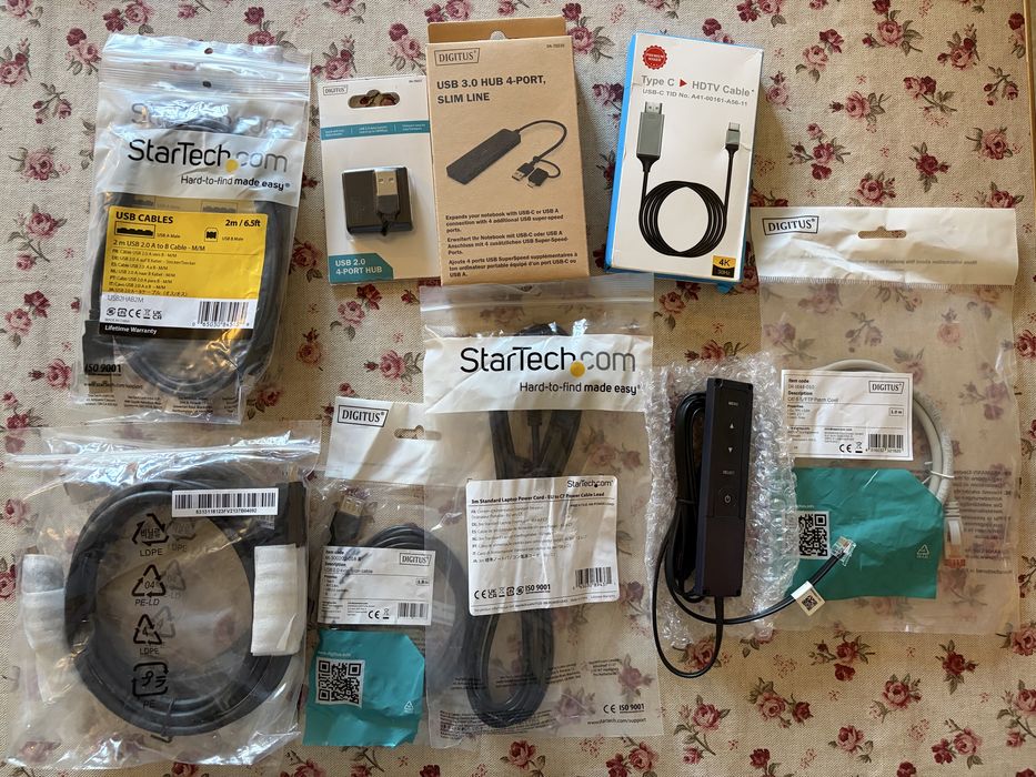 Cabluri / dock-uri incarcare / HDMI