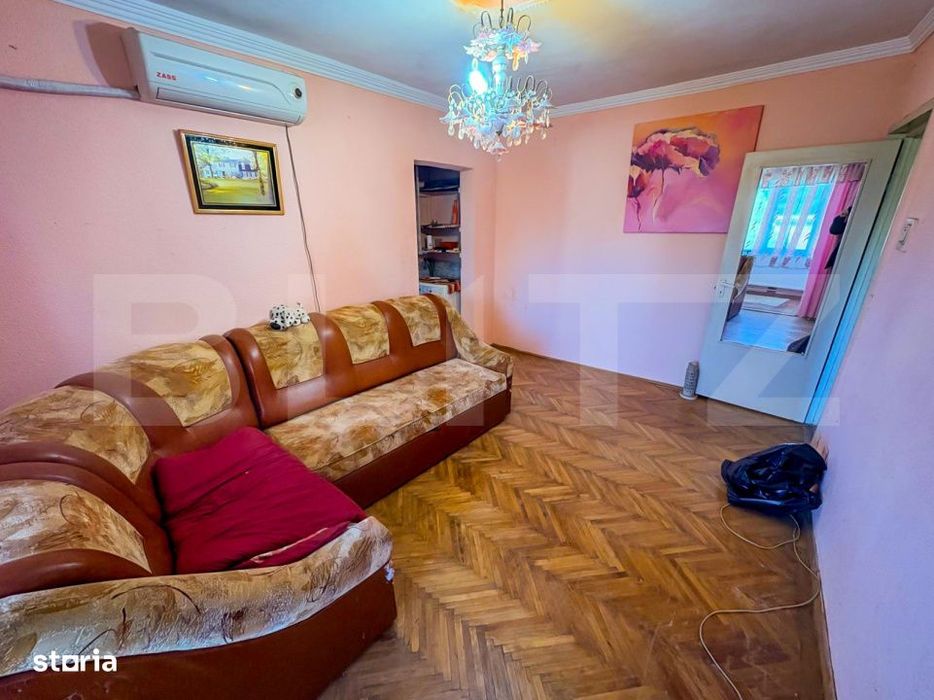 Apartament 3 Camere Semi-Decomandat 42.000 Eur