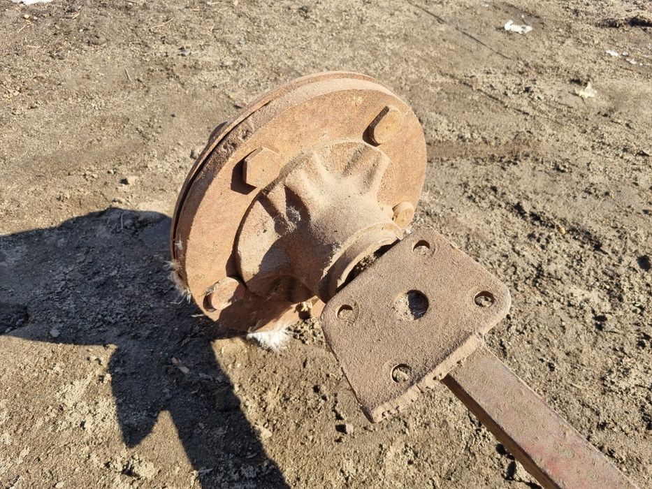 Продам ось на прицеп