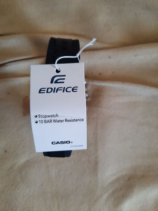 Часовник CASIO..