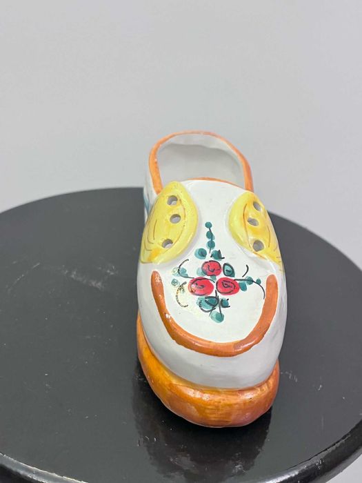 Set 5 bibelouri bibelou sub forma de pantofi ceramica DERUTA Italia