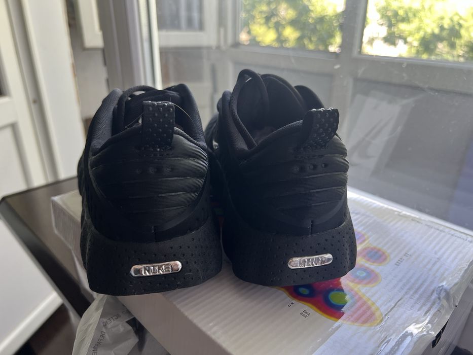 Кроссовки Nike mind
