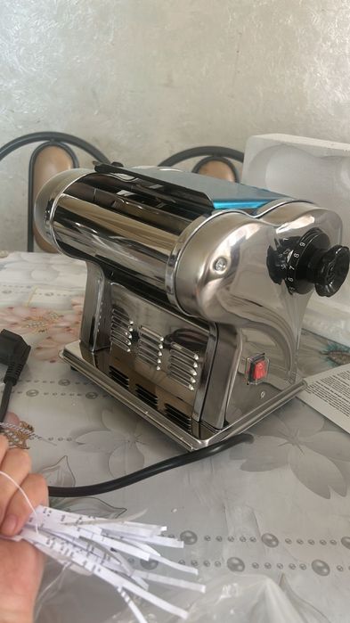 Лапшарезка тестораскатка