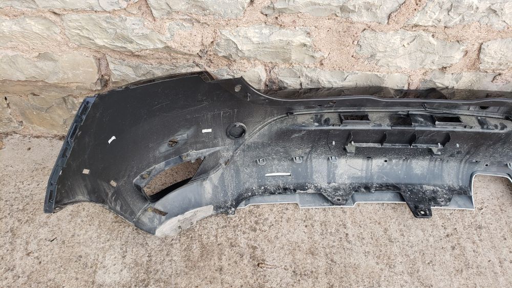 bronq/broni zadna Dacia Sandero Stepway 2013-16g.