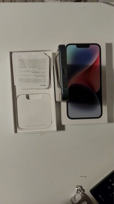 Vand sau schimb tel ios 14 de 128 gb