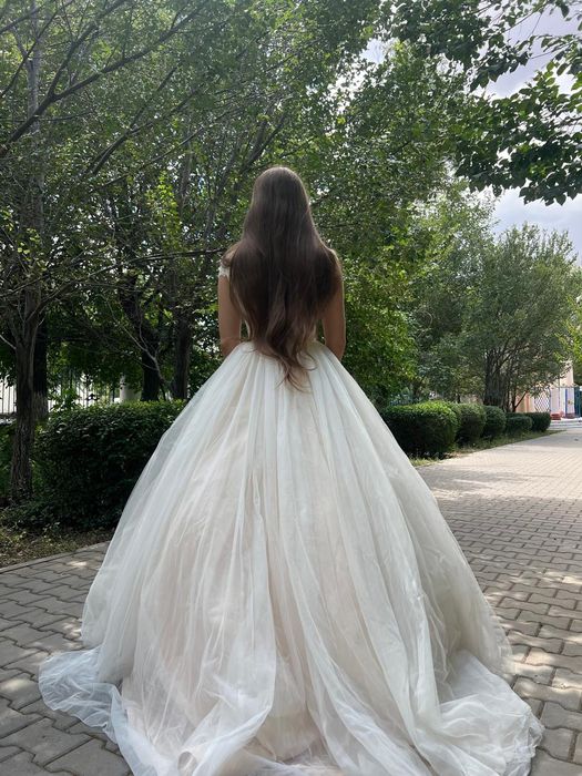 Платье свадебное