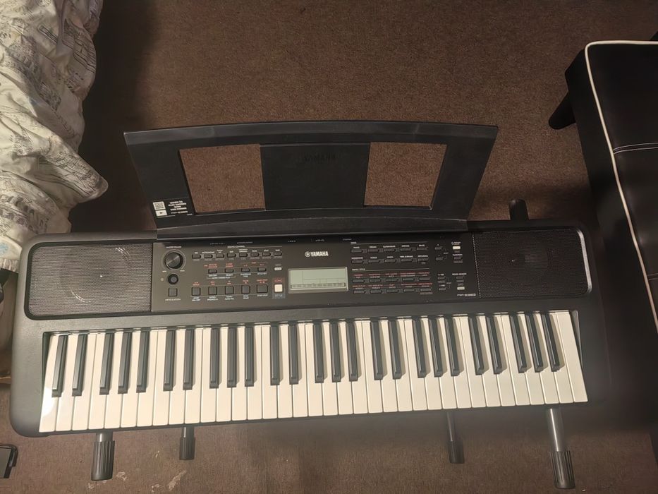 Синтезатор  YAMAHA PSR-E383