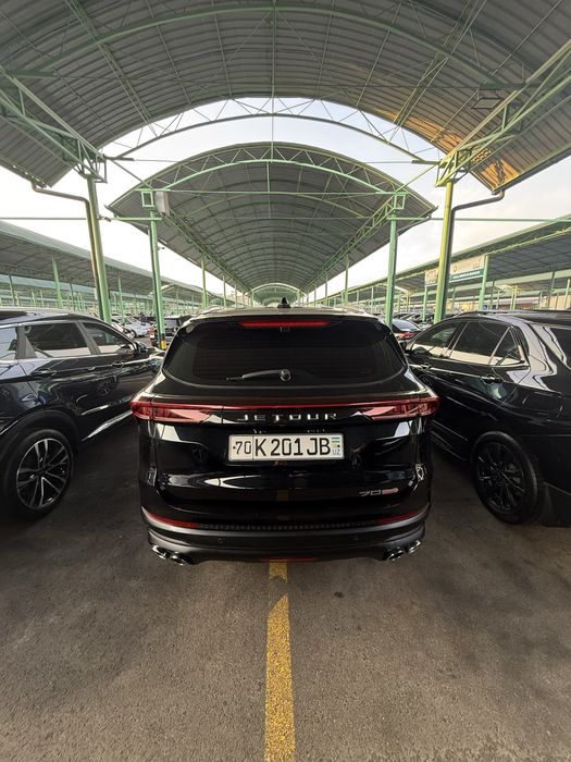 Jetour 1.6L sotiladi 2022Yil