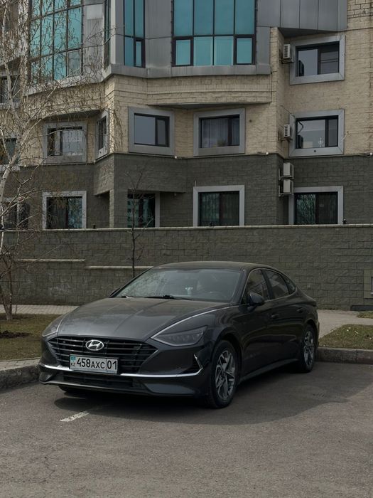 Hyundai (Хюндай) 16000 тенге в аренду себе или под такси