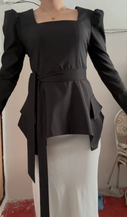 Блузка черный 11000 тг