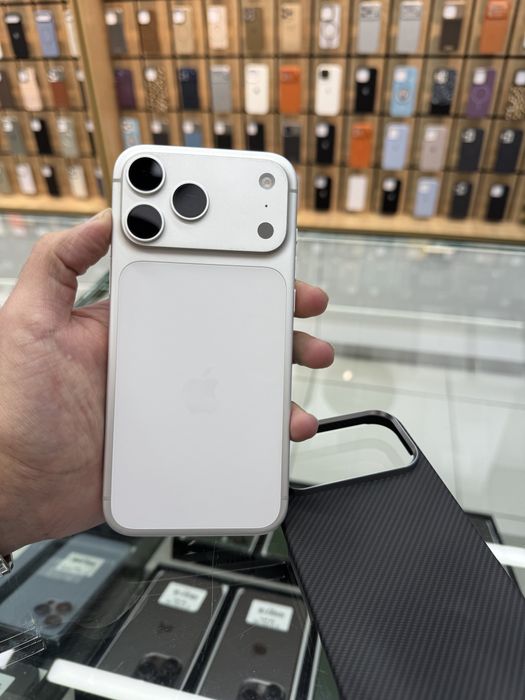 iP 17 Pro Max silver