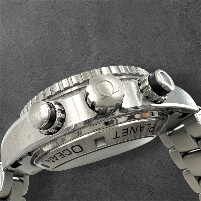 Omega Seamaster Planet Ocean 600M Co-Axial Chronograph 45.5mm мъжки часовник