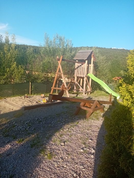 Cabana de inchiriat