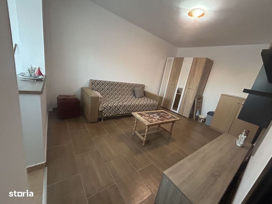 Mircea cel Bătrân -Gh. Lazăr -1 cameră,Mobilat,250 euro.Negociabil