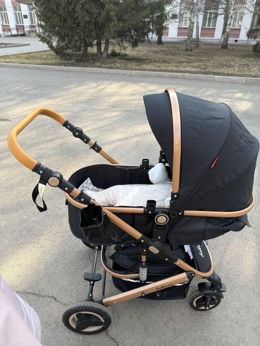Продам коляску 2в1