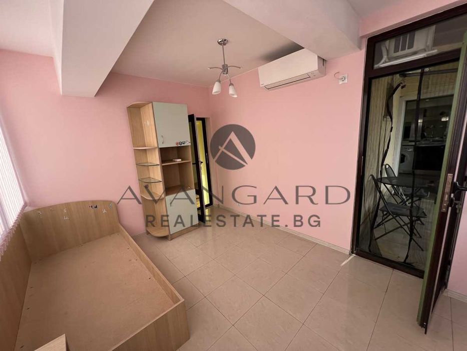 Продава се Тристаен апартамент в Пловдив, Кършияка - 140 кв.м за 1800 €/кв.м - Снимка #6