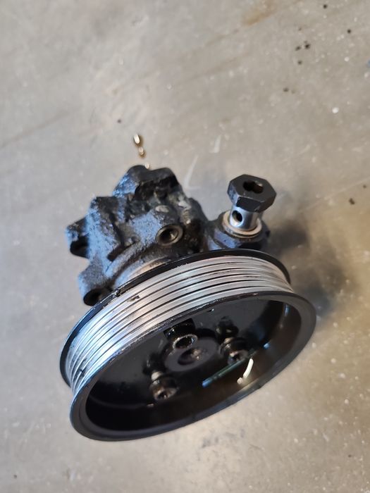 Pompa servo audi A6 C6 250lei