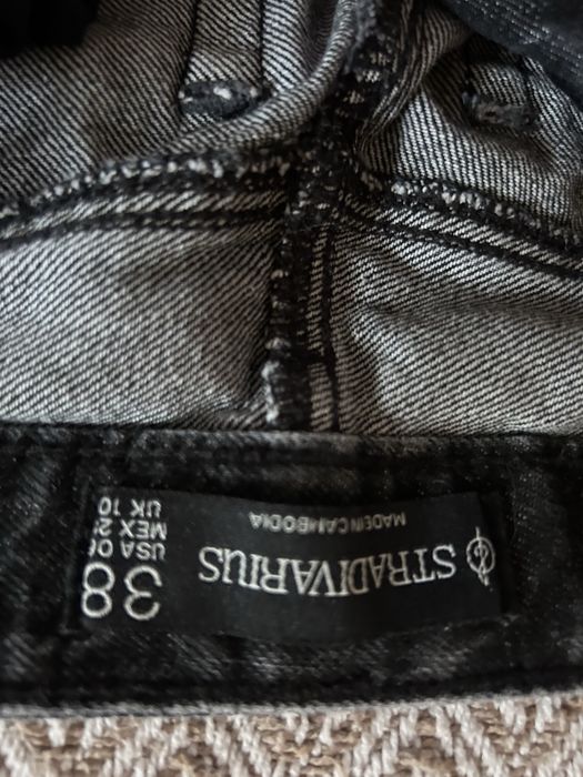 Jeans fete, Mango, Stradivarius