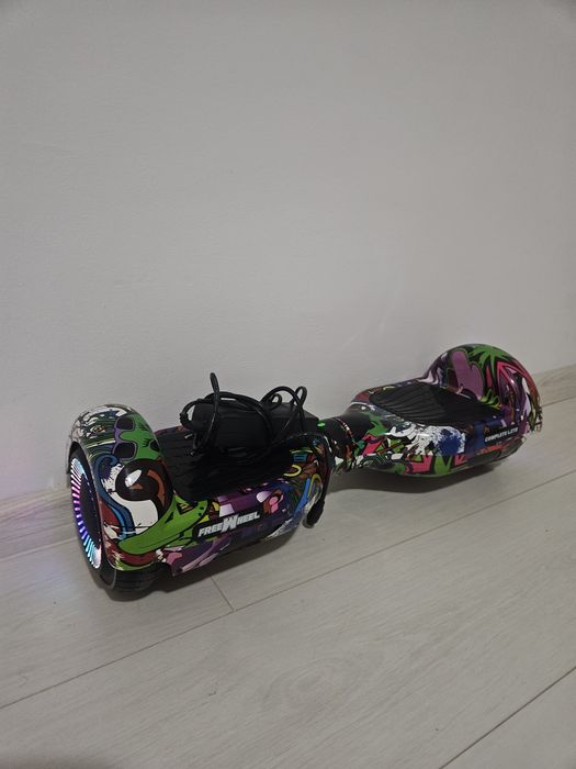 Hoverboard FreeWheel Graffiti Multicolor – Funcțional + Încărcător