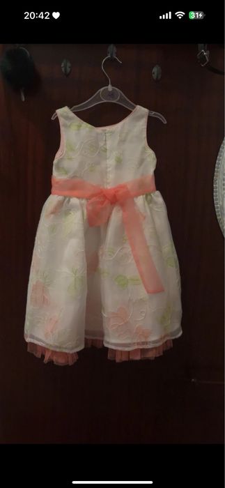Rochie de fetițe pentru ocazii speciale