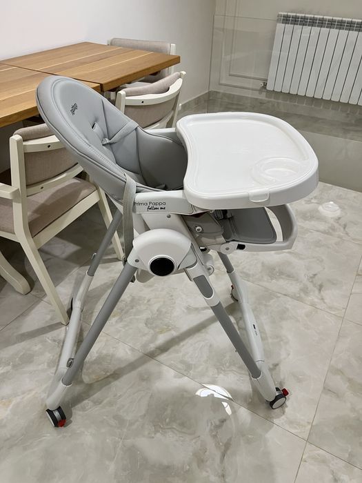 Scaun de masa Peg Perego Gri