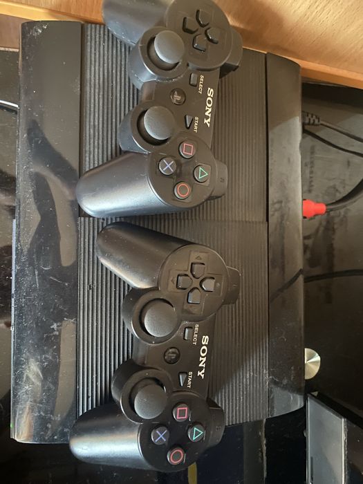 ПРОДАМ PS 3 Super slim на 500гб