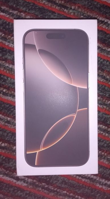 Iphone 16 pro desert