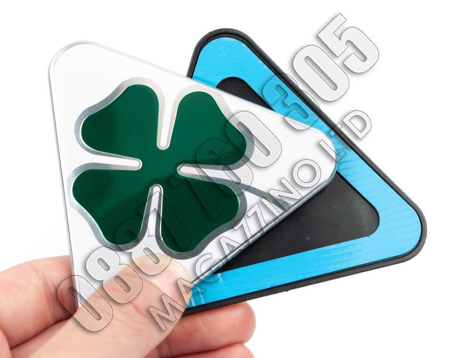 Триъгълни Детелини за Алфа Ромео Джулия Стелвио Лява и Дясна за Калник