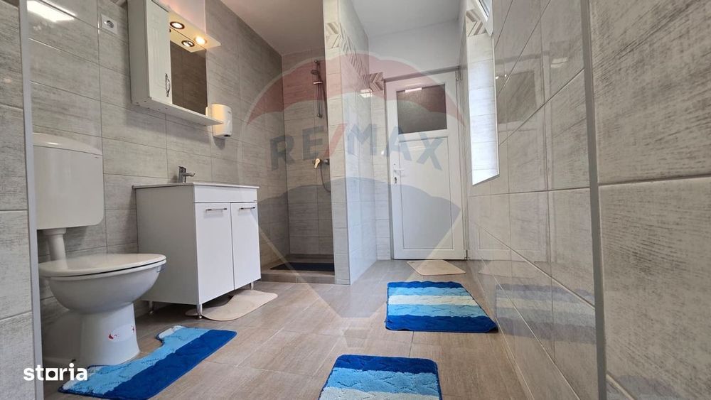 Casă / Vilă cu 3 camere de vânzare în zona Central