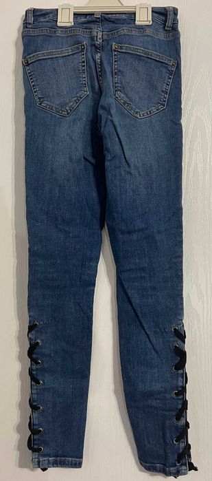 Дамски дънки тъмно сини кръстосани връзки на подбедриците EU34 W25 L32