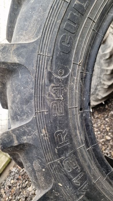 Cauciuc Tractor 11.2R24 marca Semperit