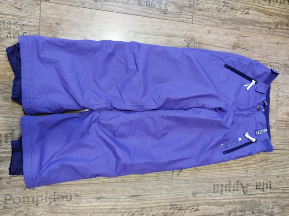 Pantaloni ski O'Neill măsura 152 cm