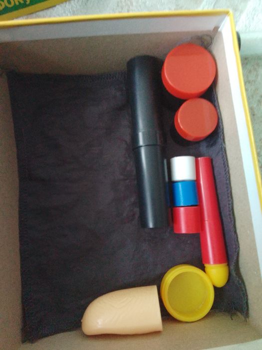 10 фокусов 7+. Игрушка