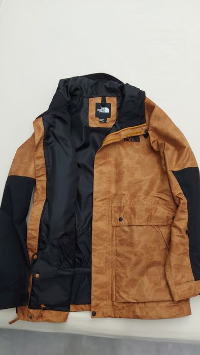 Зимно яке тютюнево черен цвят THE NORTH FACE